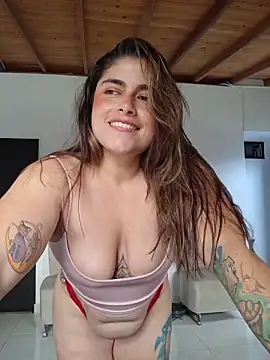 Snapshot of Juliietha_servas chatting on November 6, 5:28 pm Juliietha servas online show from November 6, 5:28 pm