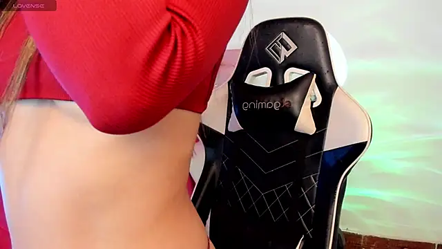 Snapshot of little_jade chatting on November 18, 10:24 pm little jade online show from November 18, 10:24 pm