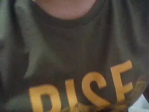 Snapshot of alesssterling chatting on February 26, 8:20 pm alesssterling online show from February 26, 8:20 pm