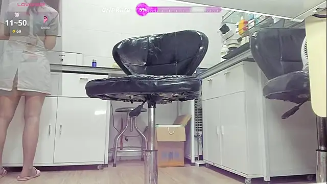 Snapshot of Kathylove_2023 chatting on November 28, 4:45 am Kathylove 2023 online show from November 28, 4:45 am