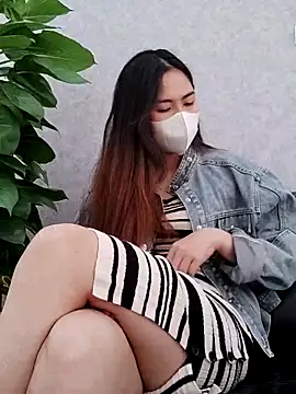 Snapshot of Kathylove_2023 chatting on December 15, 8:42 am Kathylove 2023 online show from December 15, 8:42 am