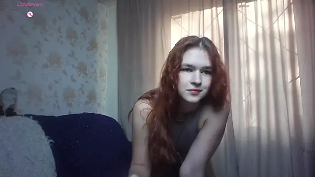 Snapshot of MargoFoxy chatting on October 11, 12:06 pm MargoFoxy online show from October 11, 12:06 pm