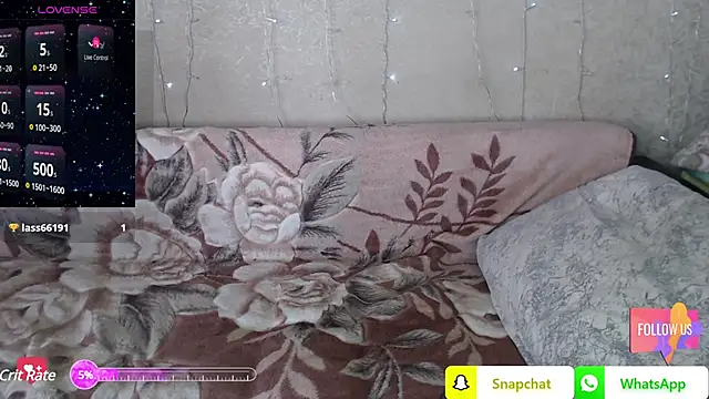 Snapshot of Tracy_Sergio209 chatting on March 1, 7:51 am Tracy Sergio209 online show from March 1, 7:51 am