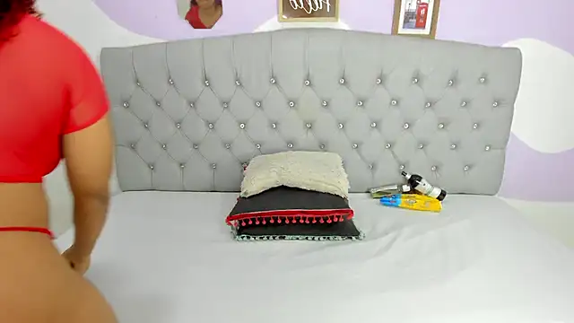 Snapshot of BRIYITHMENA chatting on December 16, 12:42 pm BRIYITHMENA online show from December 16, 12:42 pm