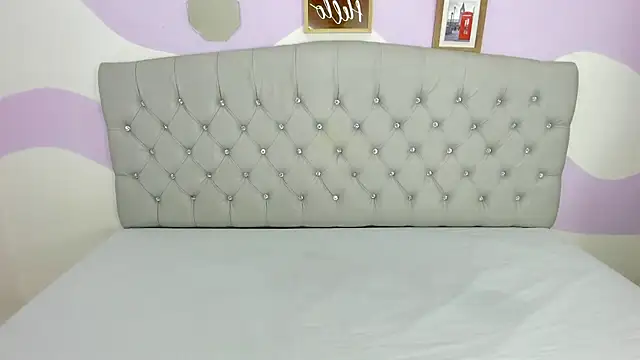 Snapshot of BRIYITHMENA chatting on February 27, 1:44 pm BRIYITHMENA online show from February 27, 1:44 pm