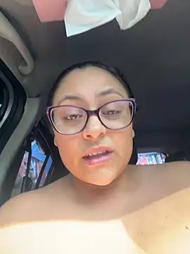 Sol biglips online show from April 12, 8:01 pm