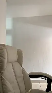 Sol biglips online show from November 10, 3:28 pm