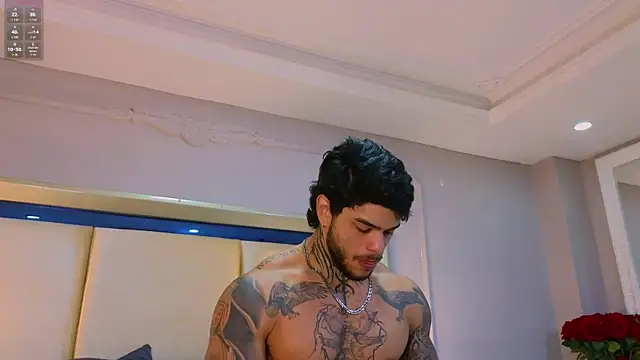 Snapshot of ray_coopers chatting on November 5, 2:03 am ray coopers online show from November 5, 2:03 am