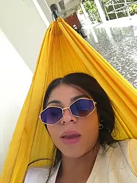 SophiaKarson online show from February 7, 6:27 pm