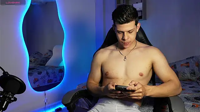 MarcoSullivan online show from April 22, 9:43 pm