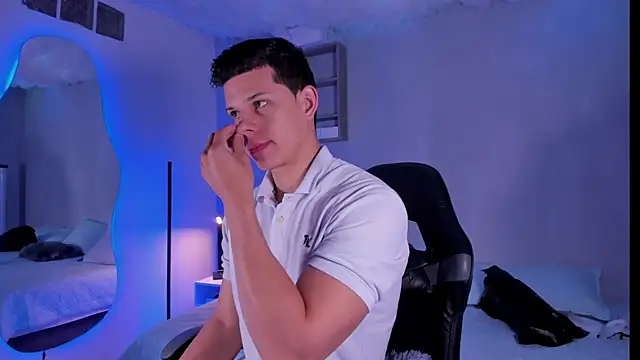 MarcoSullivan online show from December 5, 3:10 pm