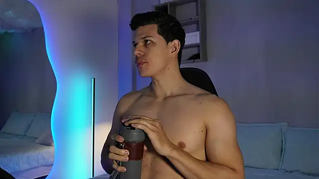 MarcoSullivan online show from February 23, 8:20 pm