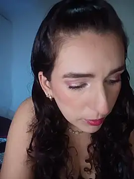 Snapshot of selem_hadid chatting on December 5, 9:23 pm selem hadid online show from December 5, 9:23 pm