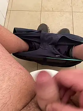 Snapshot of _themask_ chatting on January 3, 10:41 am themask online show from January 3, 10:41 am