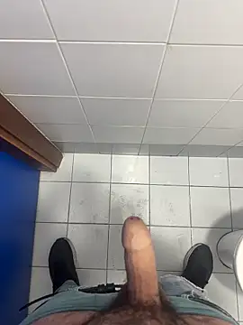 Snapshot of _themask_ chatting on October 14, 2:50 pm themask online show from October 14, 2:50 pm