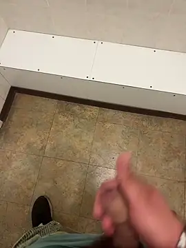 Snapshot of _themask_ chatting on October 7, 3:02 pm themask online show from October 7, 3:02 pm