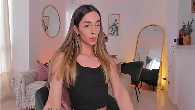 Emmavr online show from March 13, 10:10 pm