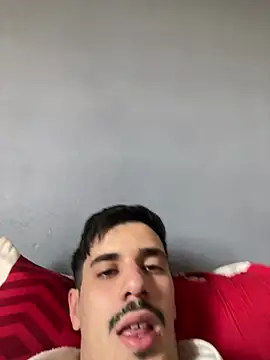 rEdmonDAndeR online show from April 2, 12:23 pm