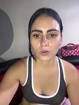 Snapshot of Azuna25 chatting on February 27, 7:57 pm Azuna25 online show from February 27, 7:57 pm