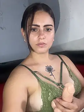 Snapshot of Azuna25 chatting on July 16, 6:49 pm Azuna25 online show from July 16, 6:49 pm