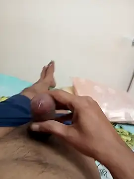 AUNTY1984 online show from April 23, 4:52 am