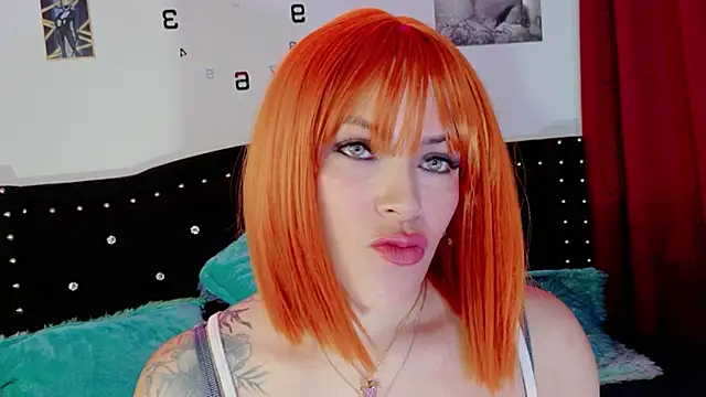 Natalia Montoya online show from December 20, 10:45 pm