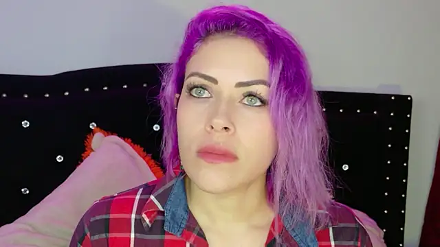 Natalia Montoya online show from May 13, 2:07 am