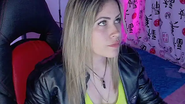 Natalia Montoya online show from October 22, 12:21 am