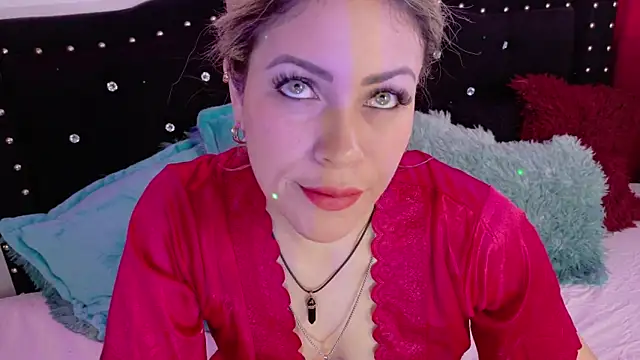 Snapshot of Natalia_Montoya chatting on September 13, 9:37 pm Natalia Montoya online show from September 13, 9:37 pm