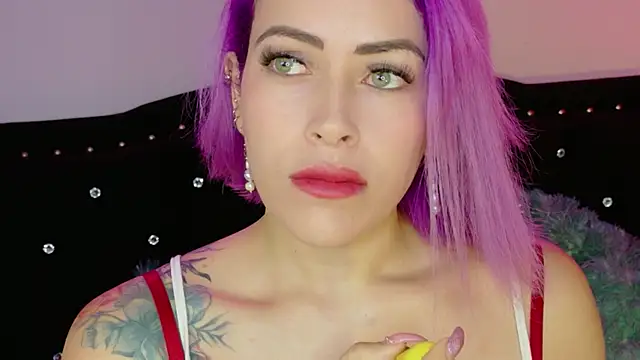 Natalia Montoya online show from April 30, 11:39 am