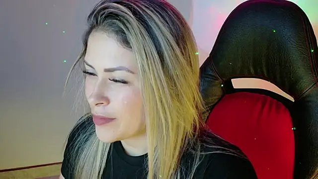 Natalia Montoya online show from October 30, 9:11 pm