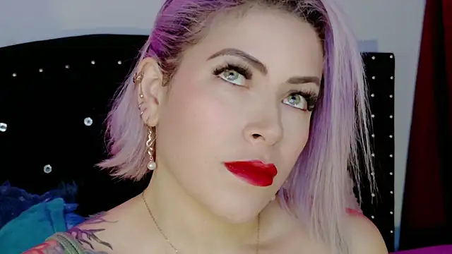 Natalia Montoya online show from March 19, 12:54 am