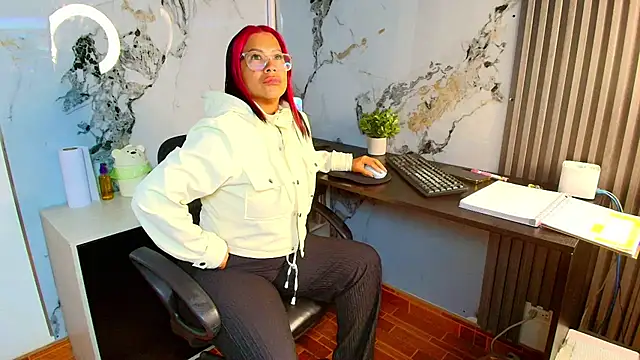 AlixLong online show from January 7, 3:22 am