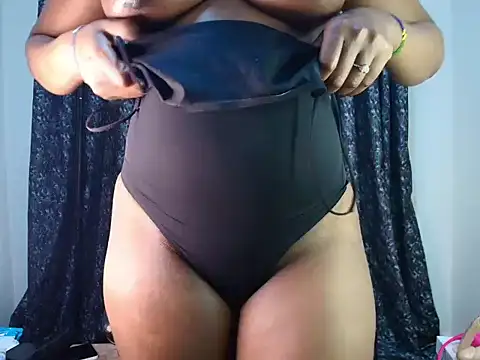 ebony shilly3 online show from October 11, 11:17 pm