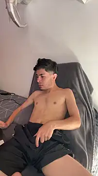 robin model online show from October 17, 6:10 pm