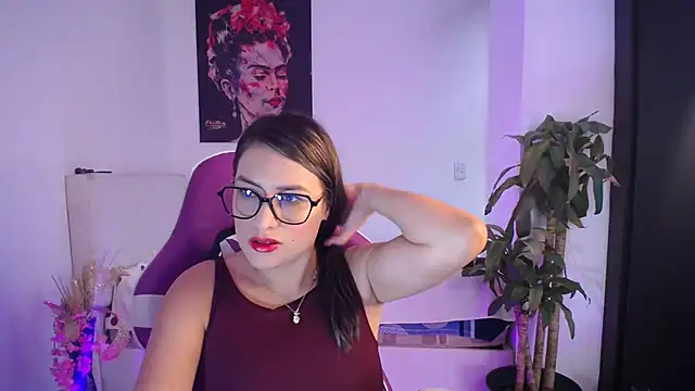 esmeraldaa230 online show from November 26, 7:47 pm