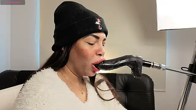 Anabel693 online show from March 27, 1:34 pm