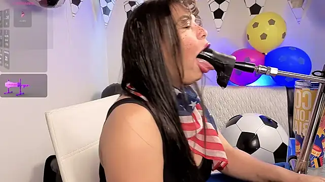 Anabel693 online show from June 26, 3:40 pm