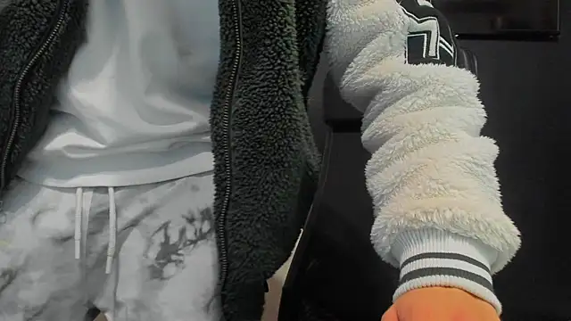 BrandonTate online show from January 17, 5:44 am