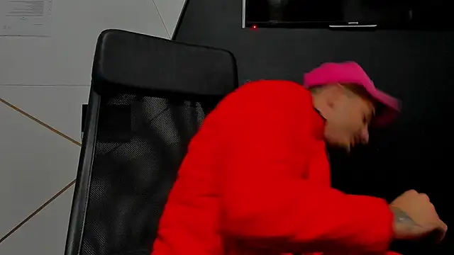 BrandonTate online show from December 23, 5:40 am