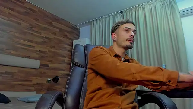 BrandonTate online show from January 5, 5:49 pm