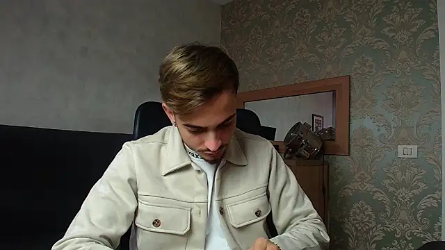 BrandonTate online show from November 18, 8:28 am