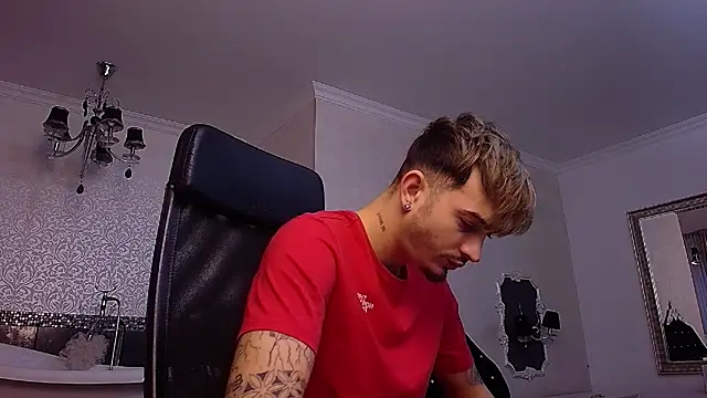 BrandonTate online show from November 29, 11:43 am