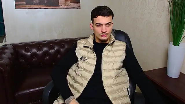 BrandonTate online show from March 4, 5:15 am