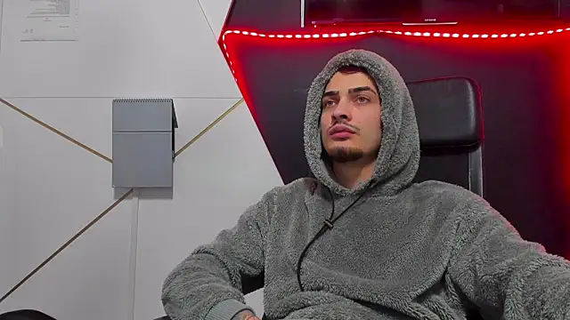 BrandonTate online show from February 27, 5:29 am