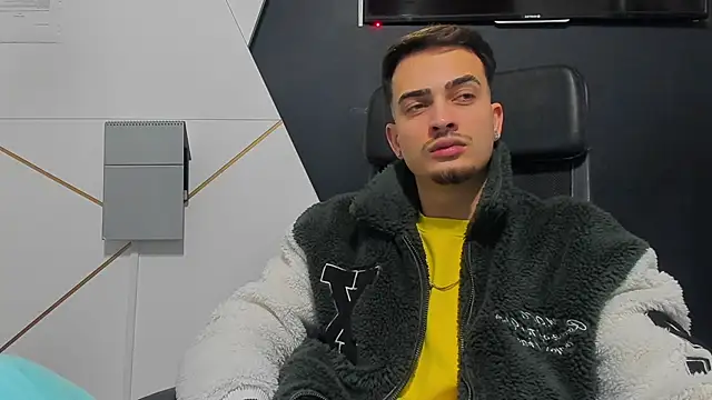 BrandonTate online show from January 18, 5:22 am