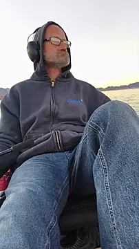 FloppyPickle4u online show from April 4, 1:28 pm