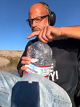 FloppyPickle4u online show from February 7, 4:04 pm