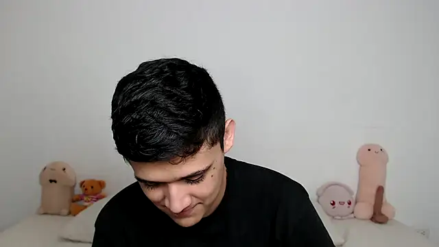 Snapshot of kaiine190 chatting on November 27, 2:50 pm kaiine190 online show from November 27, 2:50 pm