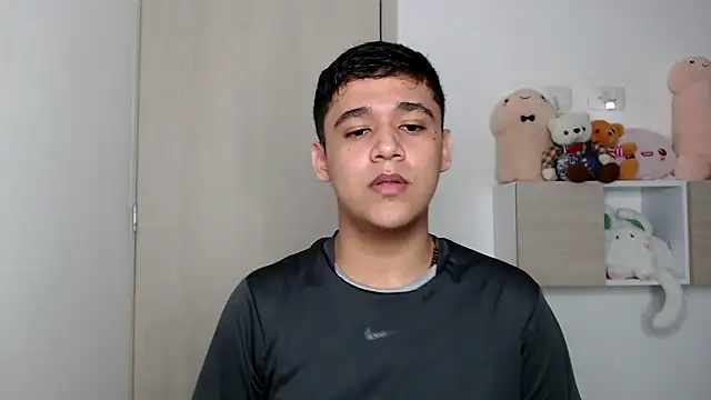 Snapshot of kaiine190 chatting on February 5, 6:09 am kaiine190 online show from February 5, 6:09 am